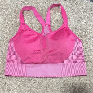 Women’s Pink Seamless Racerback Sports Bra